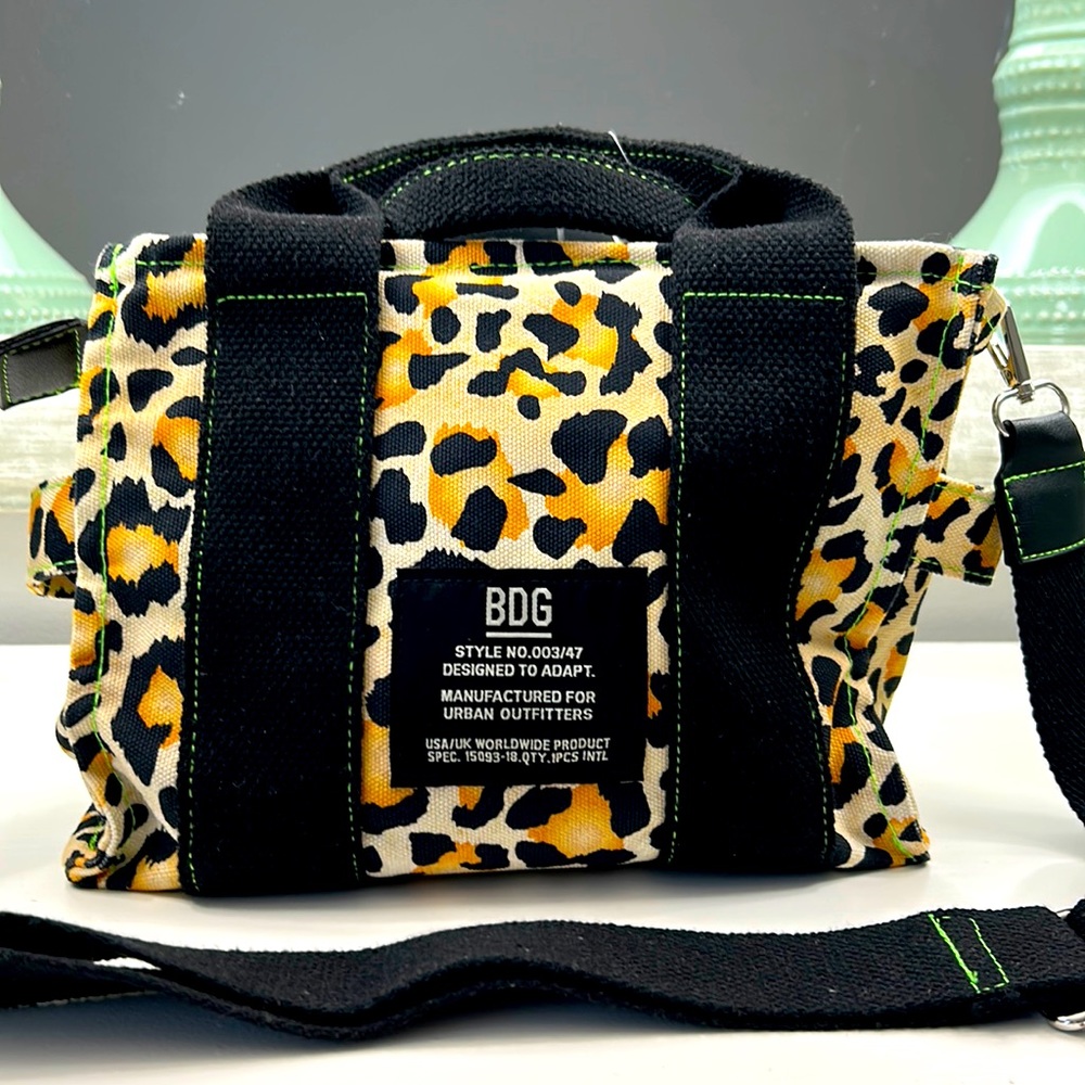 Urban outfitters BDG
Serena Canvas Tote Bag